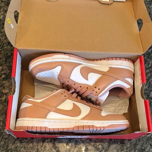 Nike Dunk Low Sneakers in White and Rose Whisper EUC 7 - Picture 14 of 14